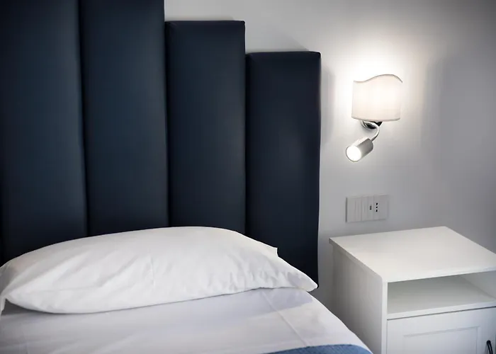 Yourhome - H2o Marina Sea View Апартаменти *